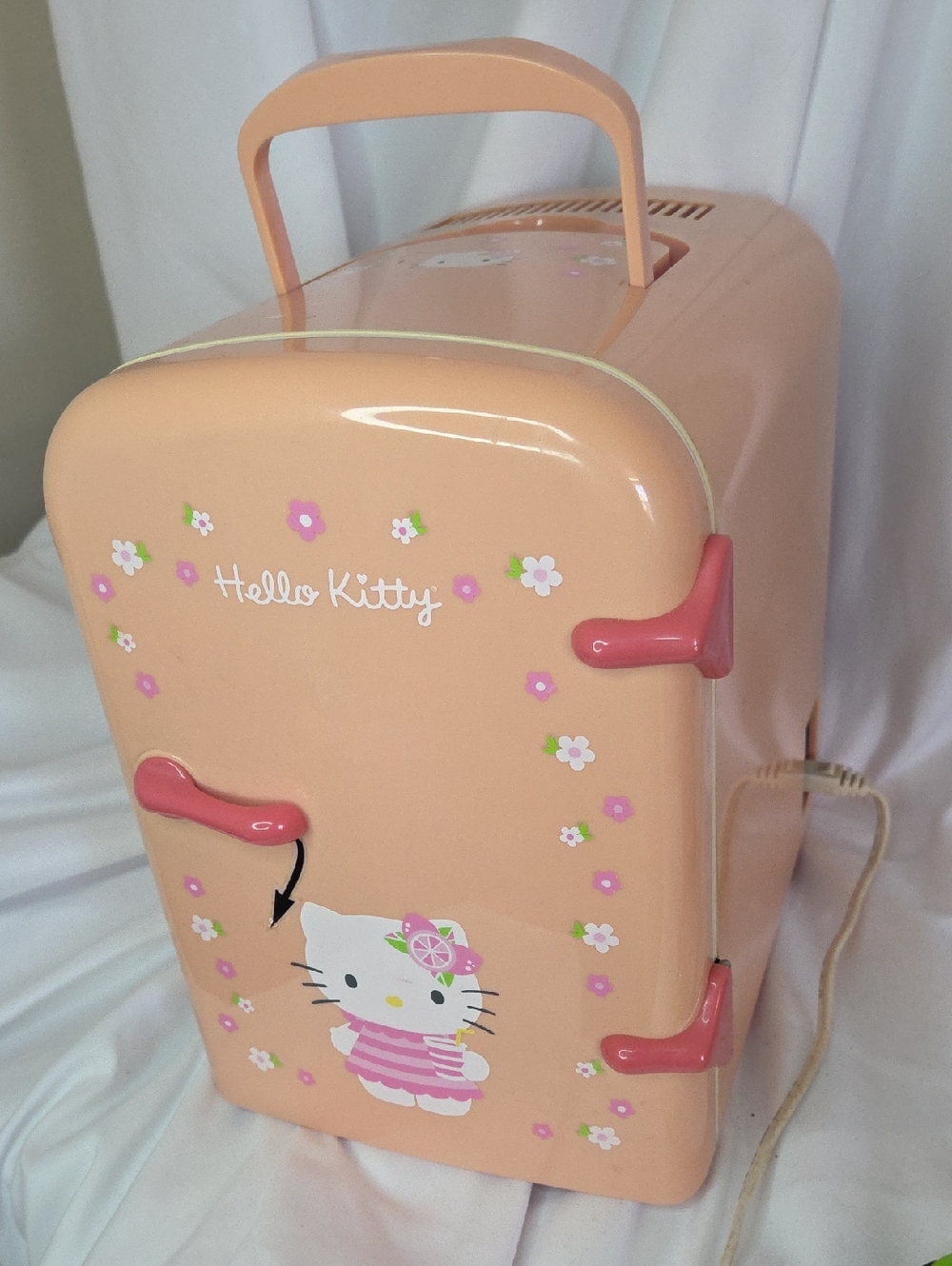 Hello Kitty Vintage 2003 Portable Mini Fridge Y2k (Cooler Working)